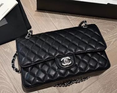 CHANEL Classic Flap